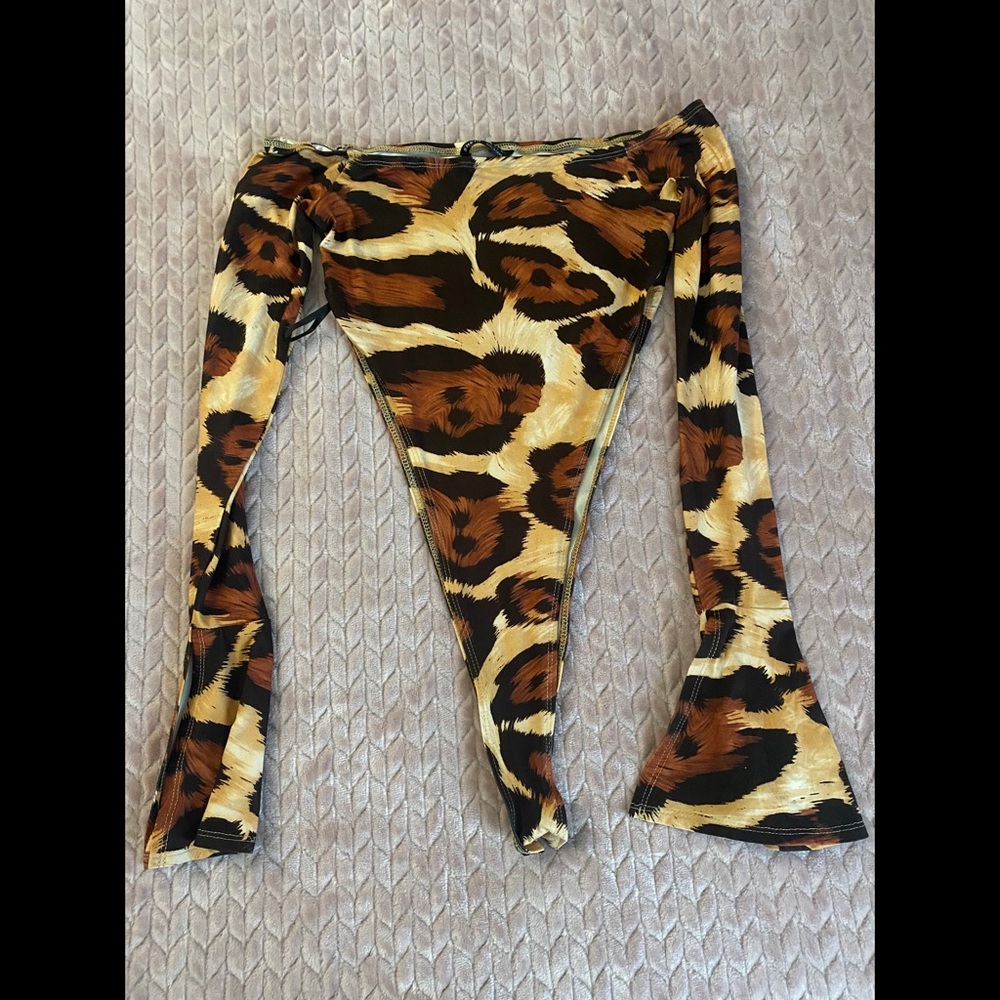 Cheetah top